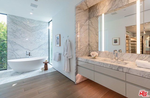 Photo of a bathroom in Beverly Hills