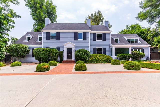 Facade in a $6,990,000 Pasadena home for sale