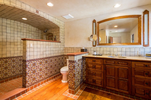 Bathroom in a $6,995,000 Palm Springs home for sale