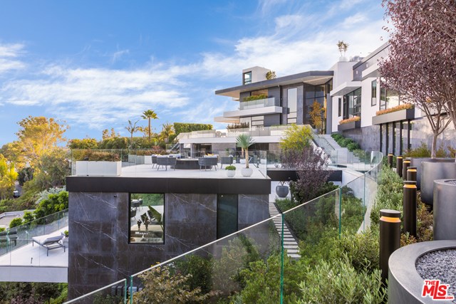 Facade in a $46,500,000 Beverly Hills home for sale