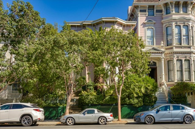 Facade in a $3,480,000 San Francisco home for sale