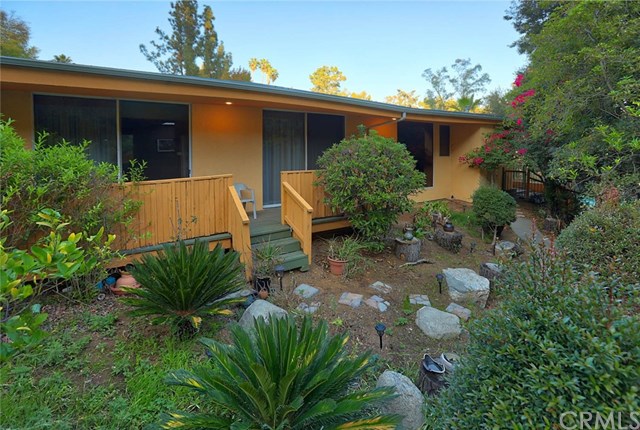 Facade in a $4,250,000 Pasadena home for sale