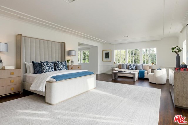 Bedroom in a $75,000,000 Los Angeles home for sale