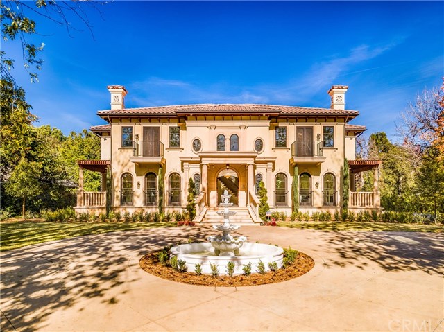 Facade in a $12,360,000 Pasadena home for sale