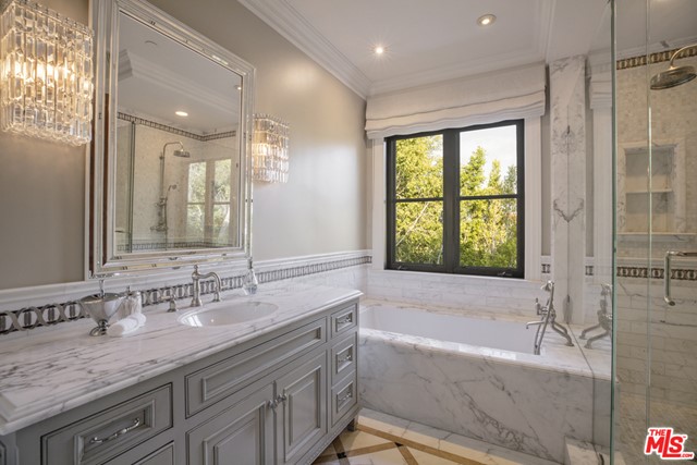 Bathroom in a $250,000 per month Beverly Hills home for rent