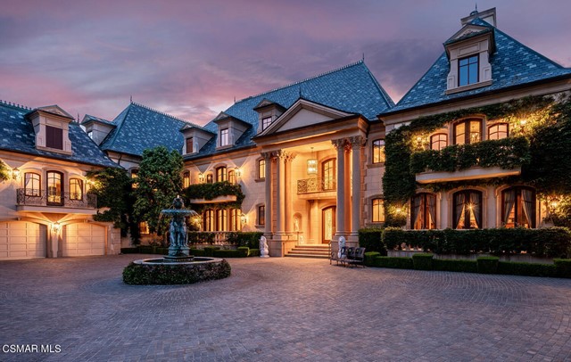 Facade in a $28,000,000 Thousand Oaks home for sale
