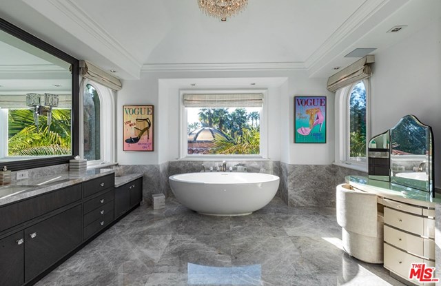 Bathroom in a $46,000,000 Los Angeles home for sale